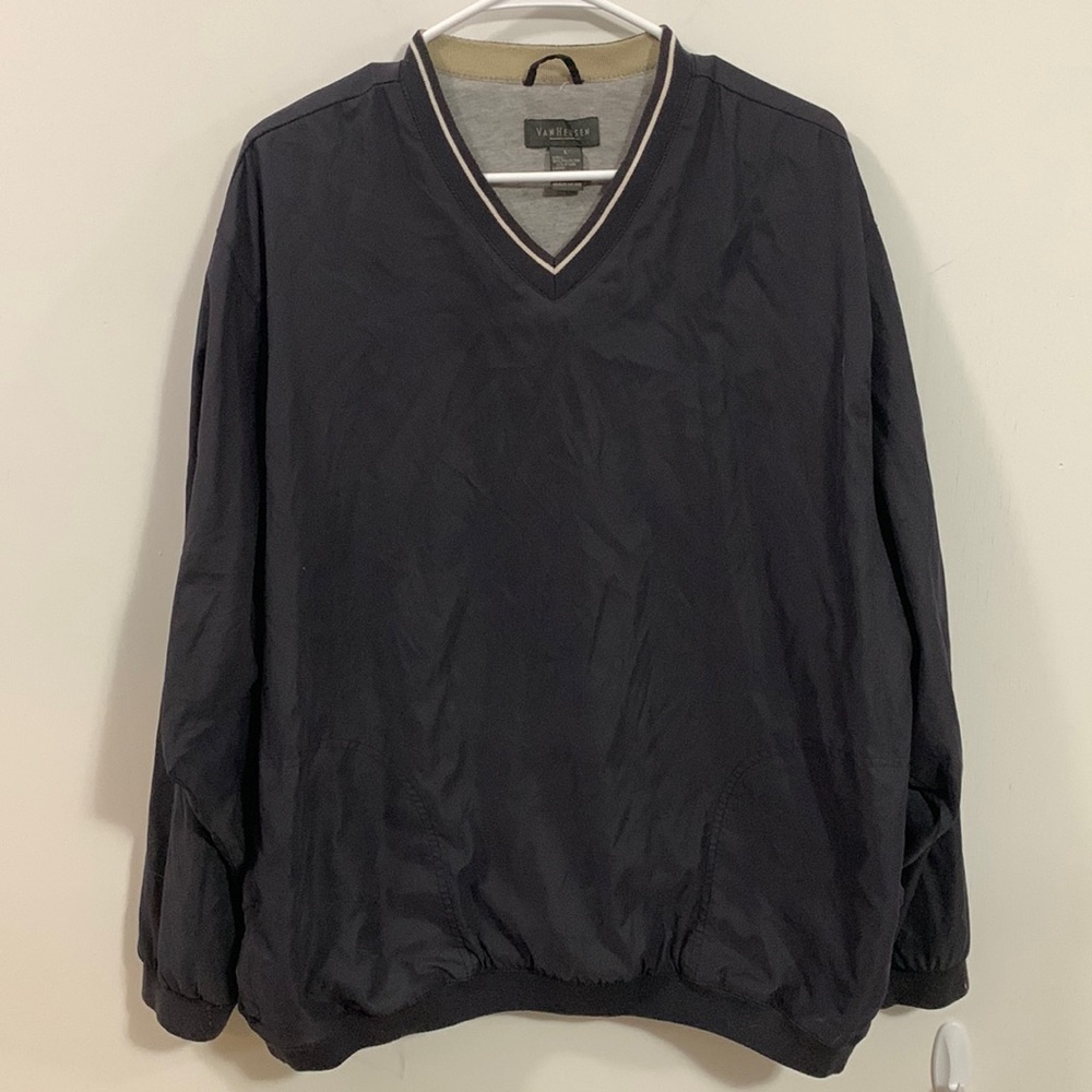 Van Heusen polyester: nylon blend light insulated pullover Size L some wear
